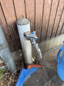 蛇口交換後の屋外水栓